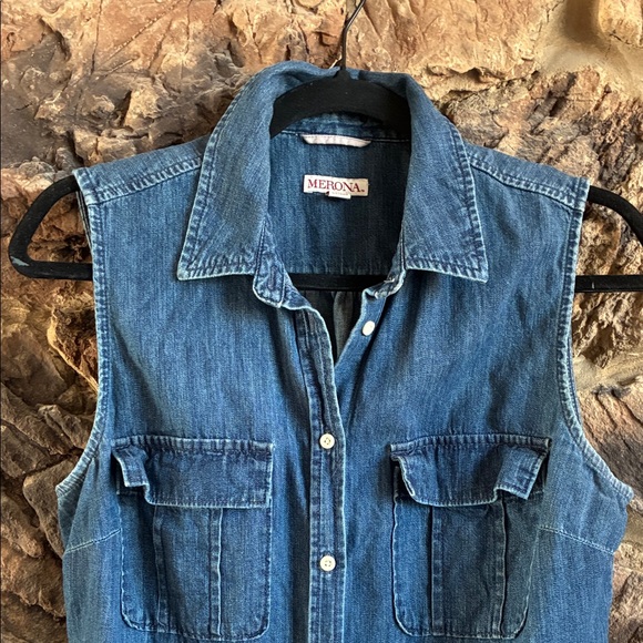 Merona Blue Denim Sleeveless Button-Down Shirt - Picture 2 of 5